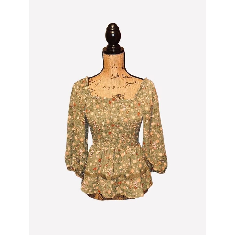 MINE green floral smocked shirt S - Picture 2 of 4